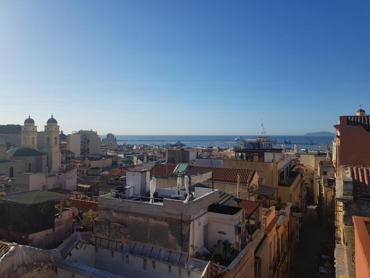 Apartamento Red Moon Cagliari Exterior foto