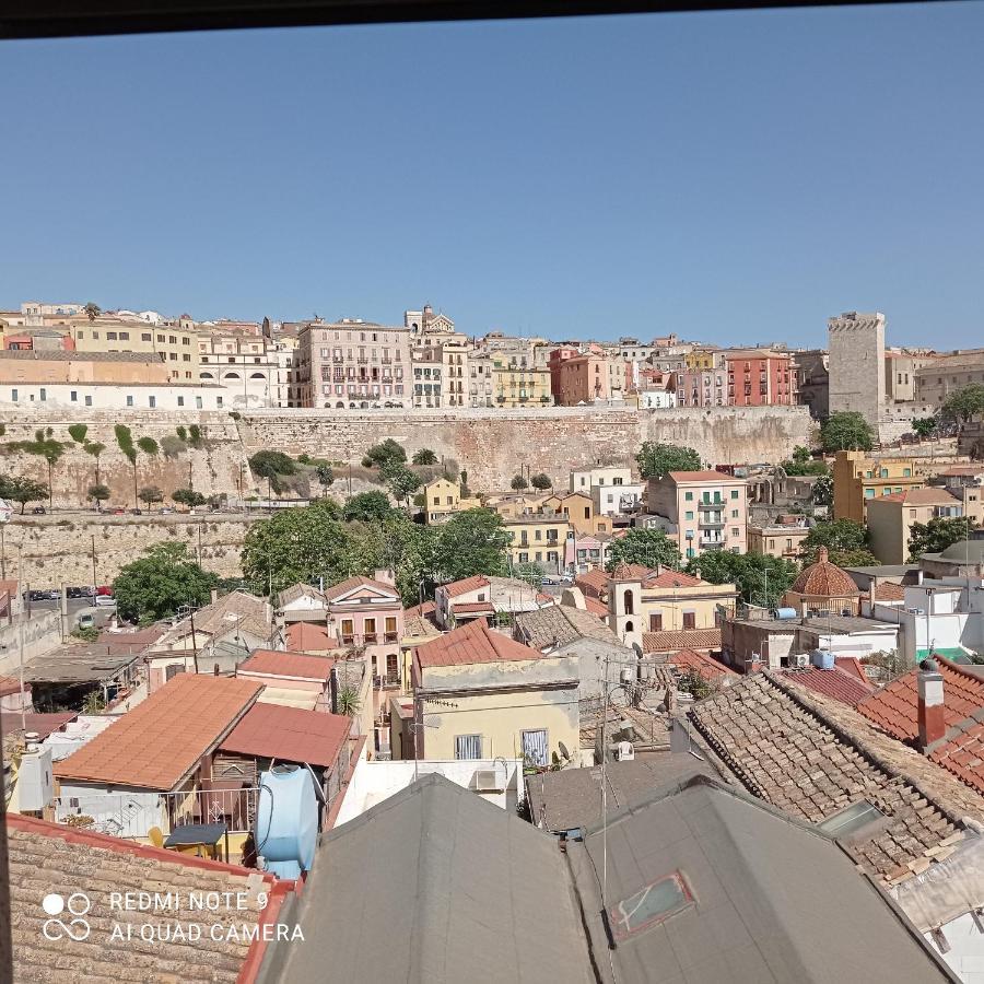 Apartamento Red Moon Cagliari Exterior foto