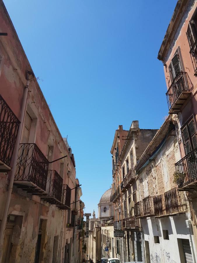 Apartamento Red Moon Cagliari Exterior foto